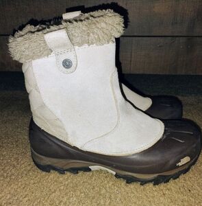 The North Face Beige Winter Boots